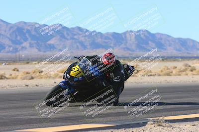 media/Jan-10-2025-CVMA Friday Practice (Fri) [[489e0da257]]/Group 3 and NRS/Session 2 (Turn 4 Inside)/
